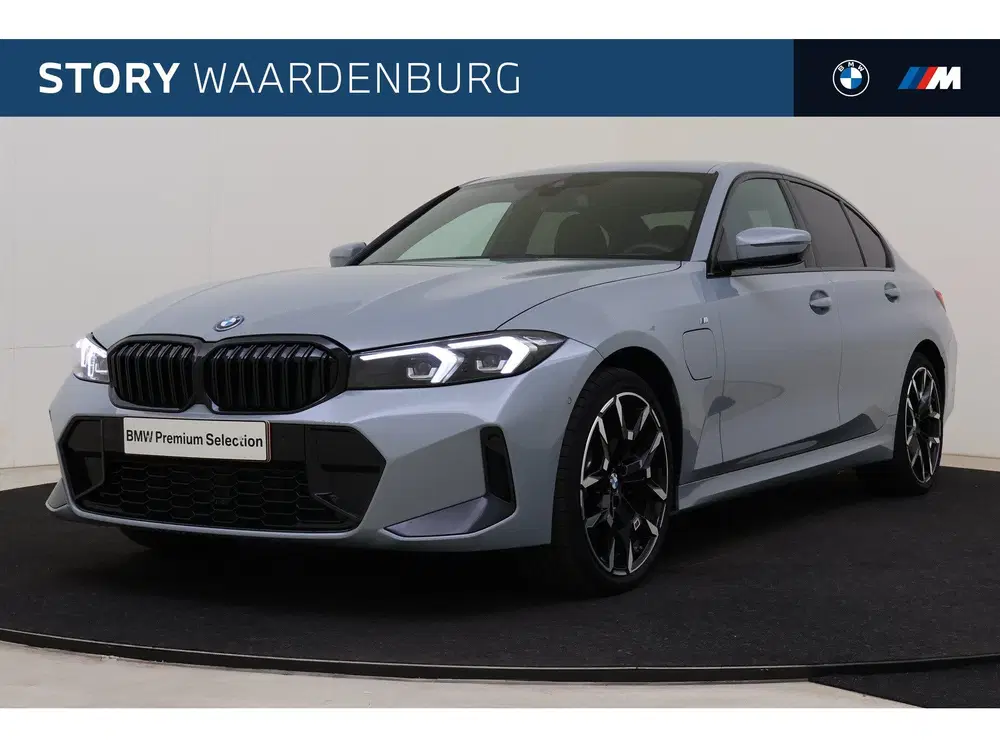 BMW 3-serie 330e M Sport Automaat uit 2026