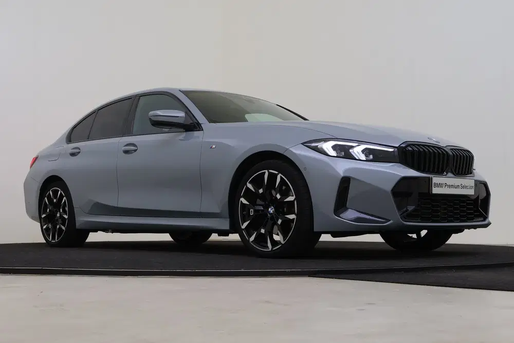 BMW 3-serie 330e M Sport Automaat uit 2026, foto 10