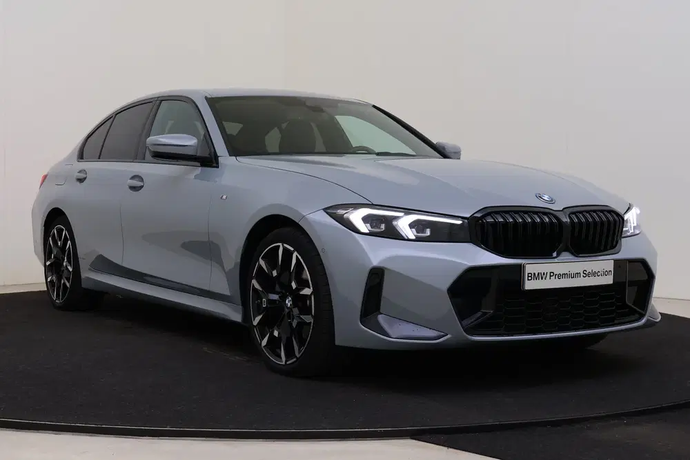 BMW 3-serie 330e M Sport Automaat uit 2026, foto 13