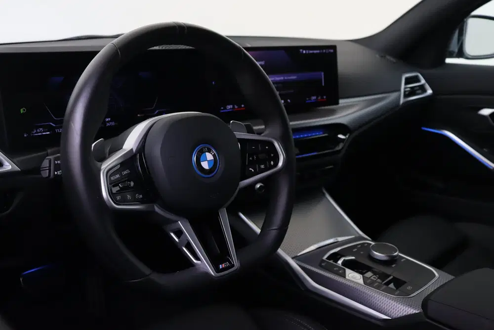 BMW 3-serie 330e M Sport Automaat uit 2026, foto 3