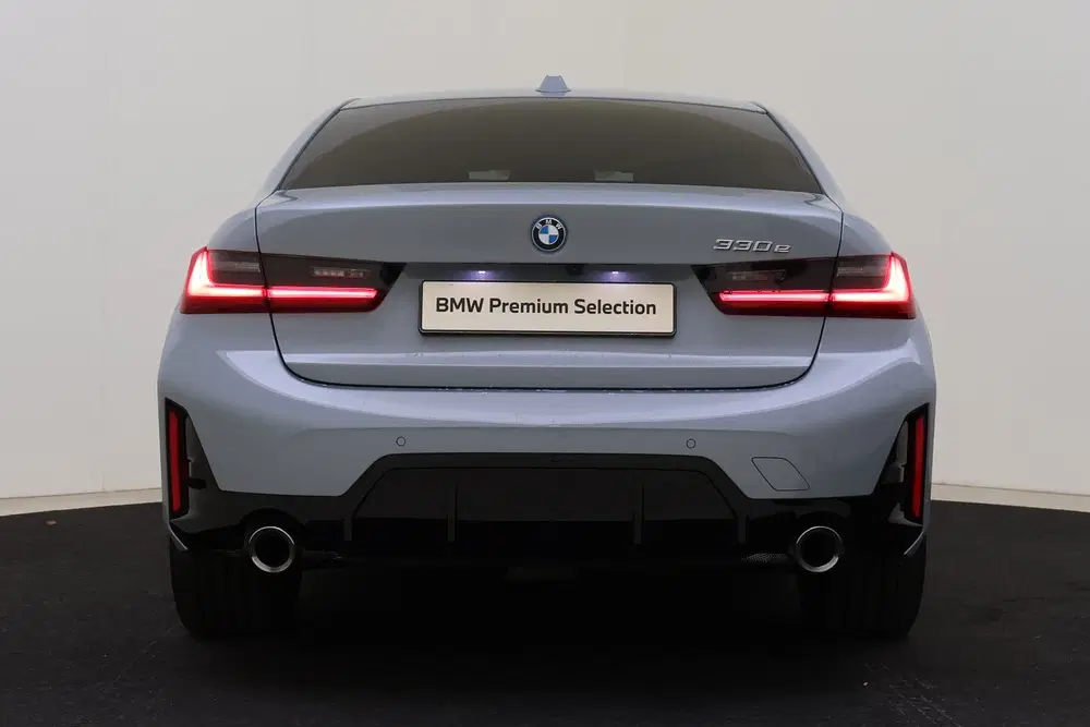 BMW 3-serie 330e M Sport Automaat uit 2026, foto 5