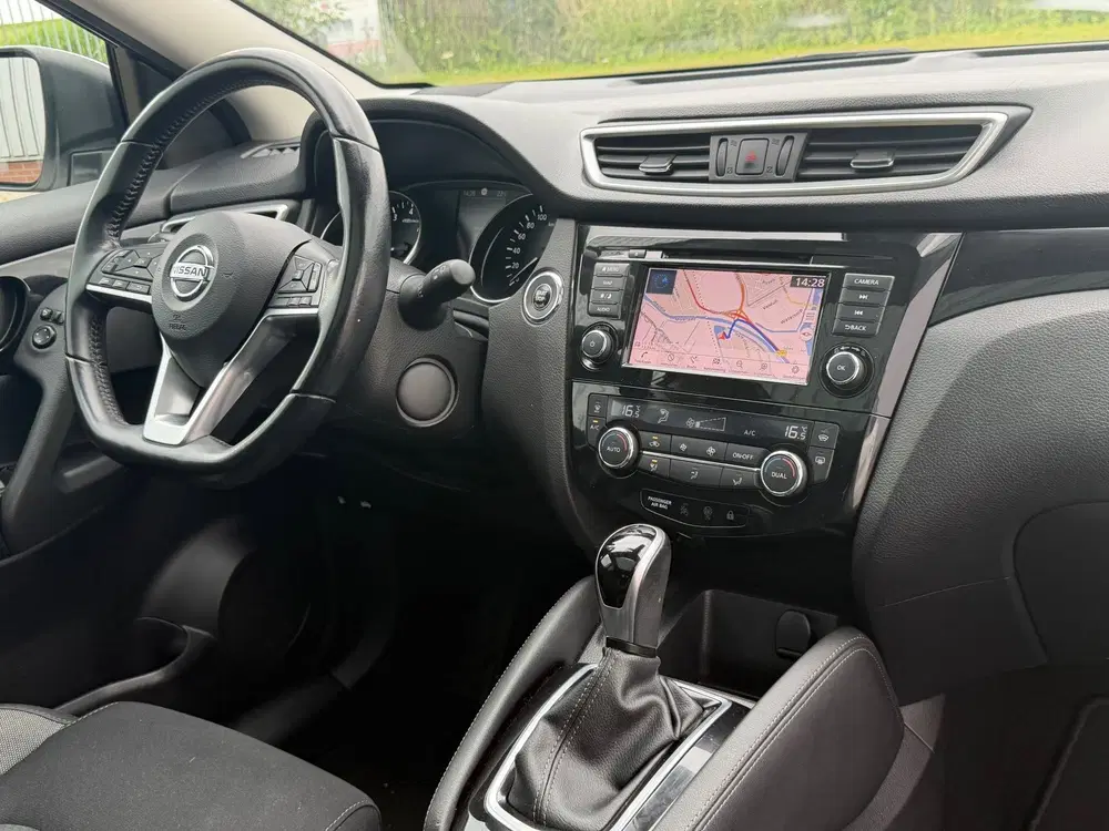 Nissan Qashqai 1.3 DIG-T N-Connecta 160pk Automaat uit 2020, foto 12