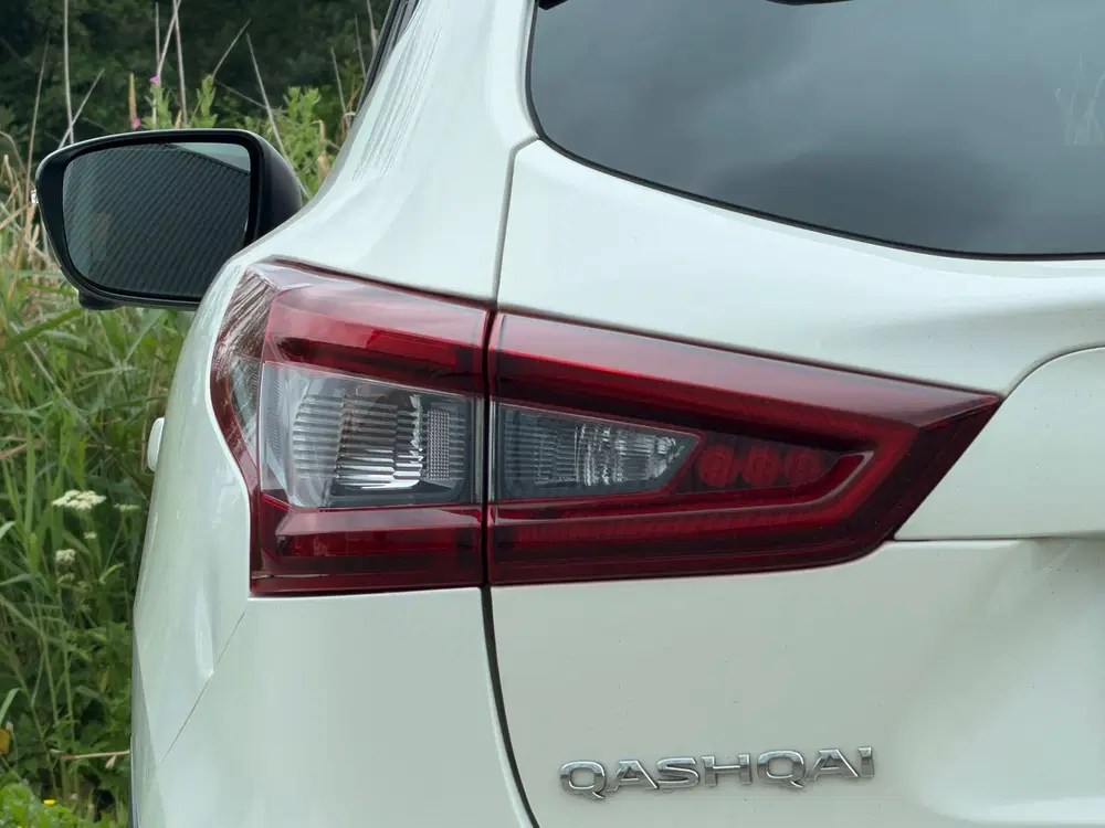 Nissan Qashqai 1.3 DIG-T N-Connecta 160pk Automaat uit 2020, foto 6
