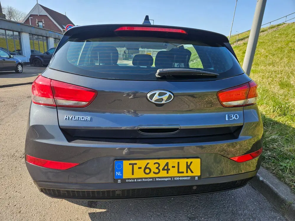 Hyundai i30 M6CA11 uit 2022, foto 9
