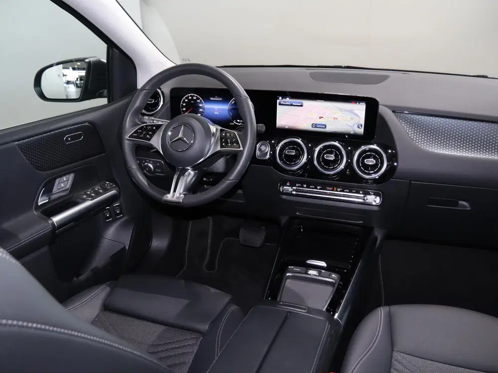 Mercedes-Benz B-Klasse 250 e Luxury Line uit 2025, foto 7