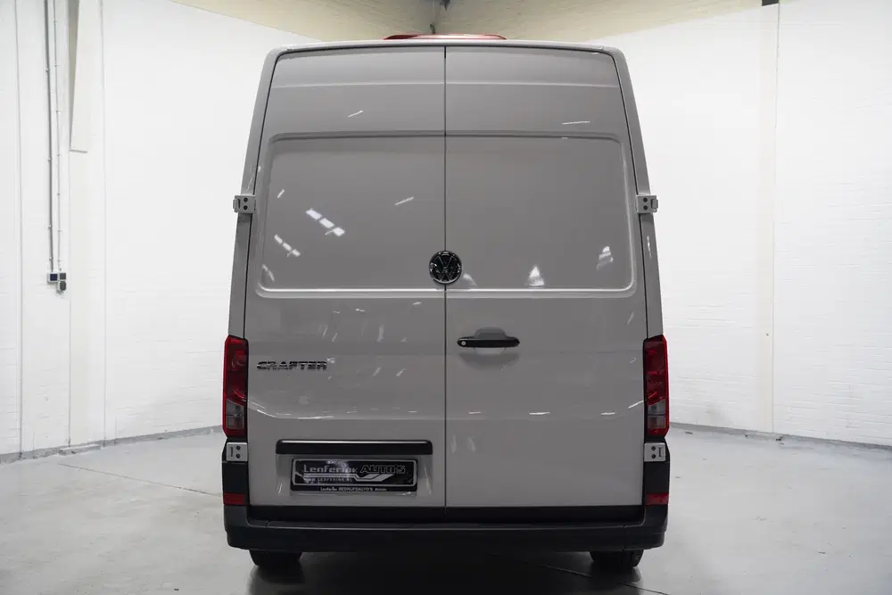 Volkswagen Crafter 2.0 TDI 140 pk L4H3 Airco uit 2023, foto 11