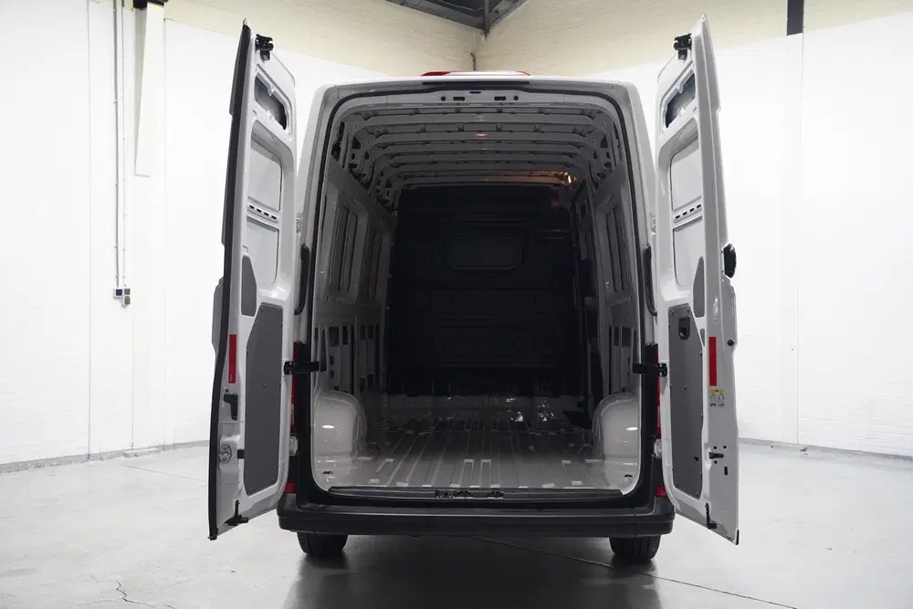 Volkswagen Crafter 2.0 TDI 140 pk L4H3 Airco uit 2023, foto 13