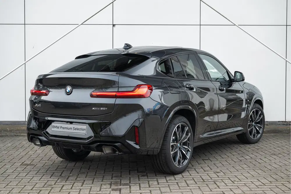 BMW X4 xDrive20i M Sport Automaat uit 2026, foto 2
