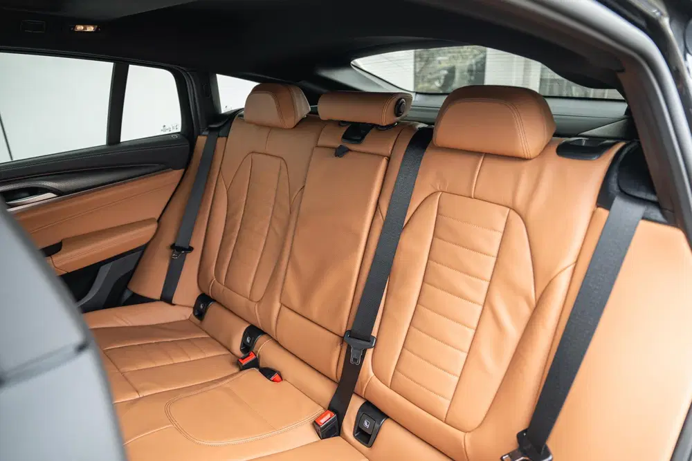 BMW X4 xDrive20i M Sport Automaat uit 2026, foto 5