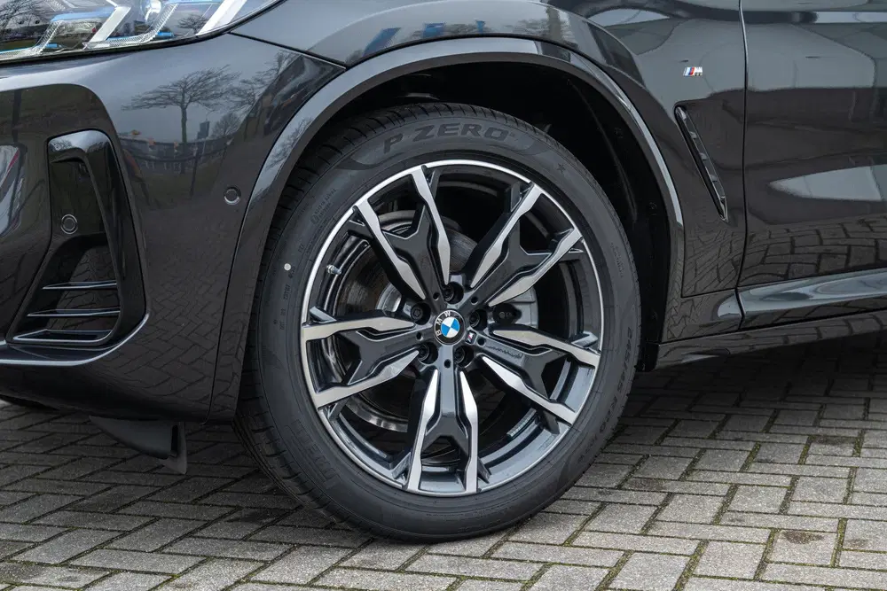 BMW X4 xDrive20i M Sport Automaat uit 2026, foto 8