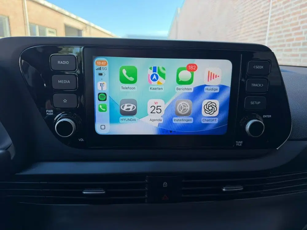Hyundai i20 1.0 T-GDI Comfort Smart Cruise-control Air uit 2023, foto 10