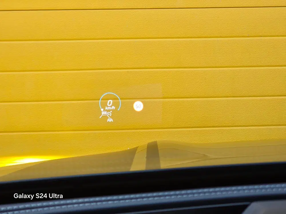 Mercedes-Benz E-Klasse 300 e 4MATIC AMG 63 Look uit 2020, foto 4