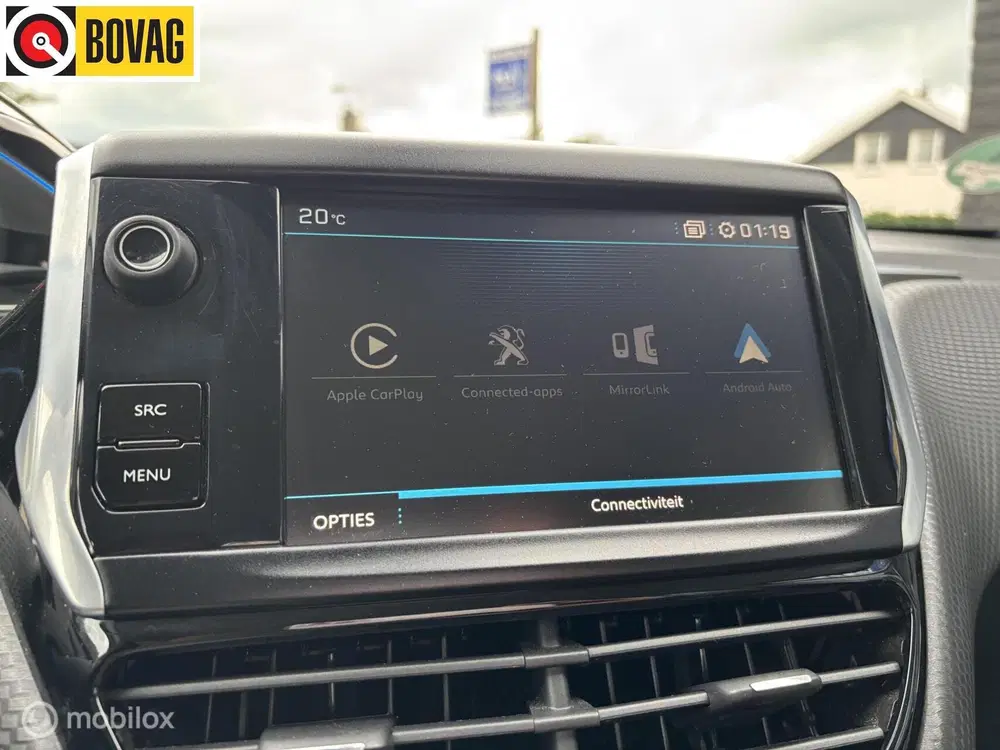 Peugeot 2008 1.2 PureTech Allure 110 PK navigatie halfl uit 2019, foto 6
