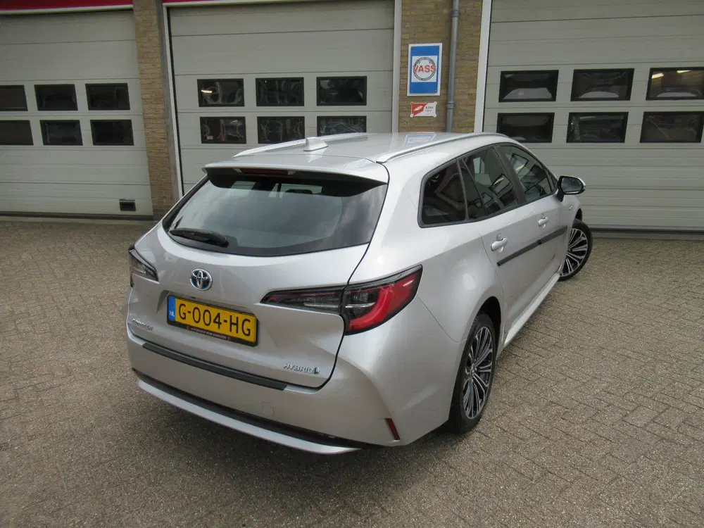 Toyota Corolla 1.8 Hybrid Dynamic AUTOMAAT uit 2019, foto 2