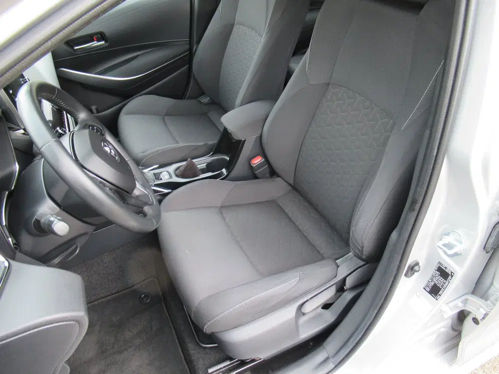 Toyota Corolla 1.8 Hybrid Dynamic AUTOMAAT uit 2019, foto 6
