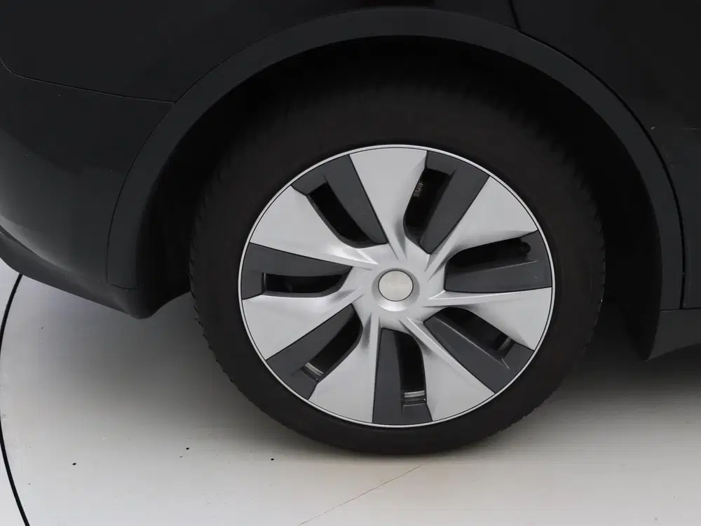 Tesla Model Y Standard RWD Plus 93.5% SoH [ AMD RYZEN+AU uit 2023, foto 11