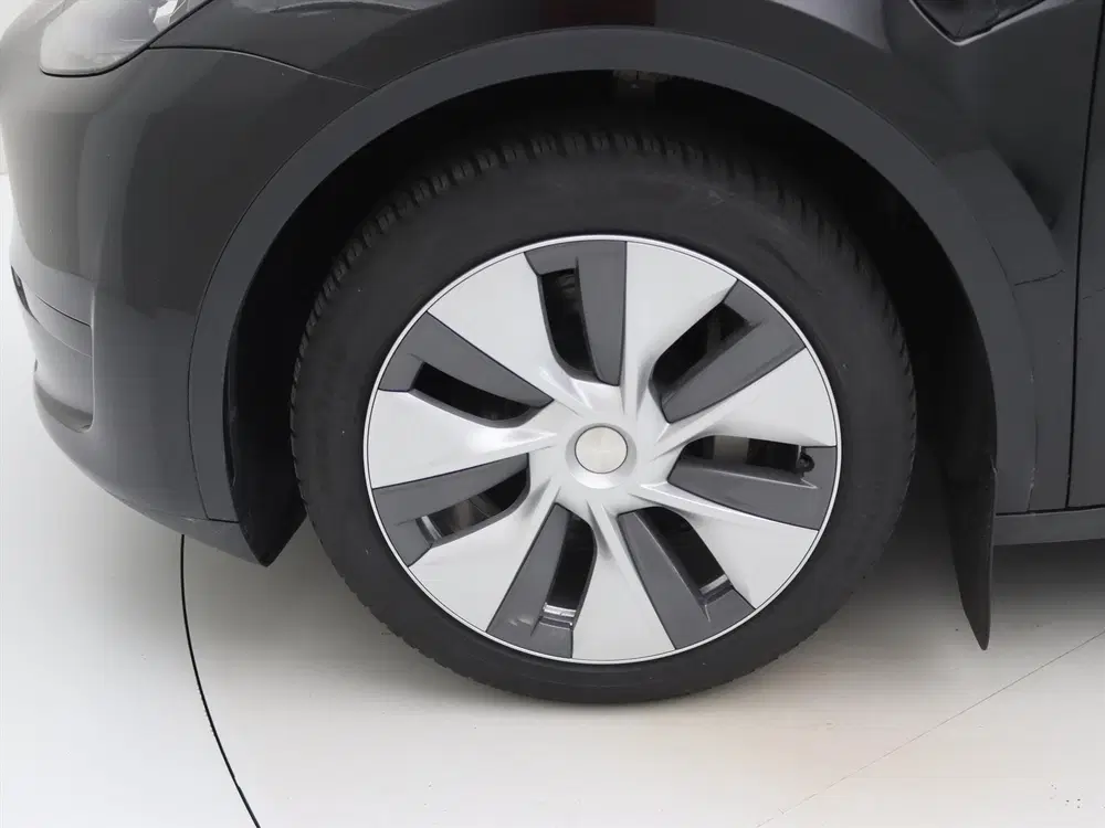 Tesla Model Y Standard RWD Plus 93.5% SoH [ AMD RYZEN+AU uit 2023, foto 12