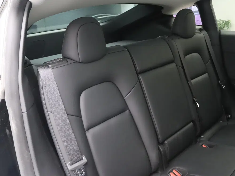 Tesla Model Y Standard RWD Plus 93.5% SoH [ AMD RYZEN+AU uit 2023, foto 15