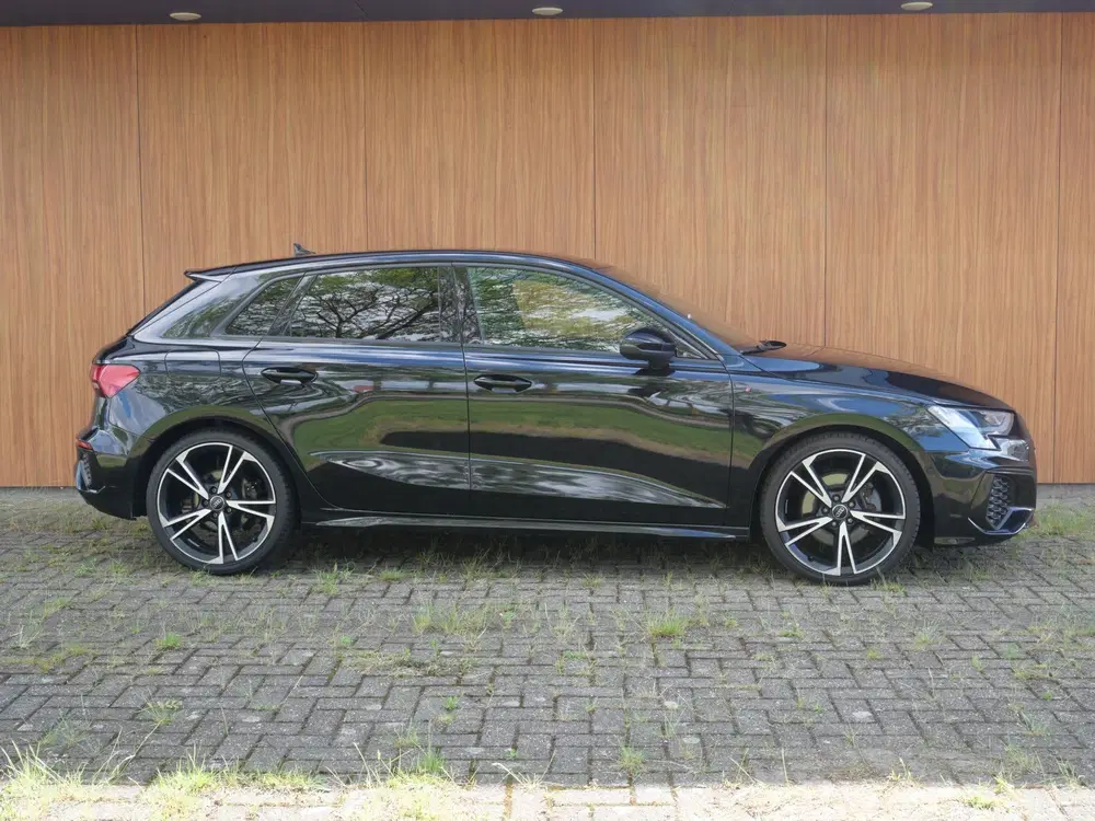 Audi A3 uit 2020, foto 8