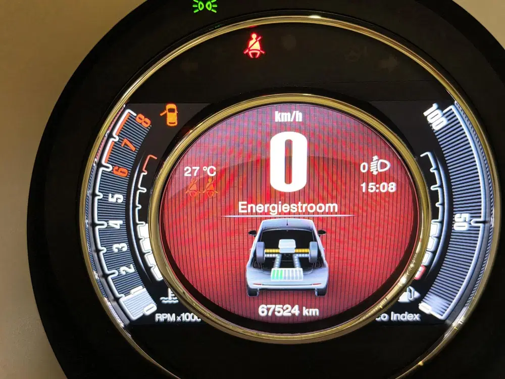 Fiat 500C 1.0 Hybrid Dolcevita uit 2021, foto 6