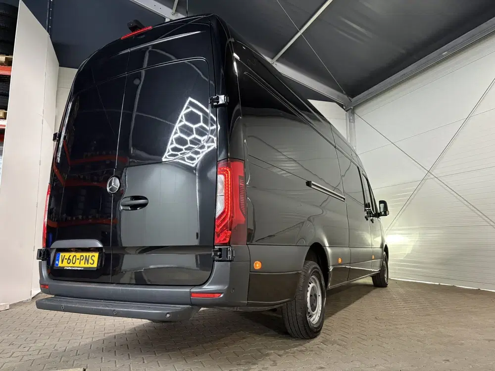 Mercedes-Benz Sprinter 319 1.9 CDI L3H2 RWD uit 2023, foto 11