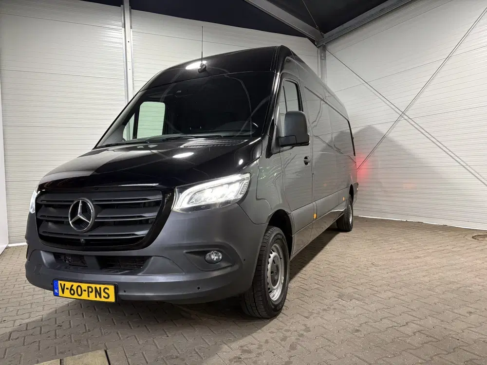 Mercedes-Benz Sprinter 319 1.9 CDI L3H2 RWD uit 2023, foto 2