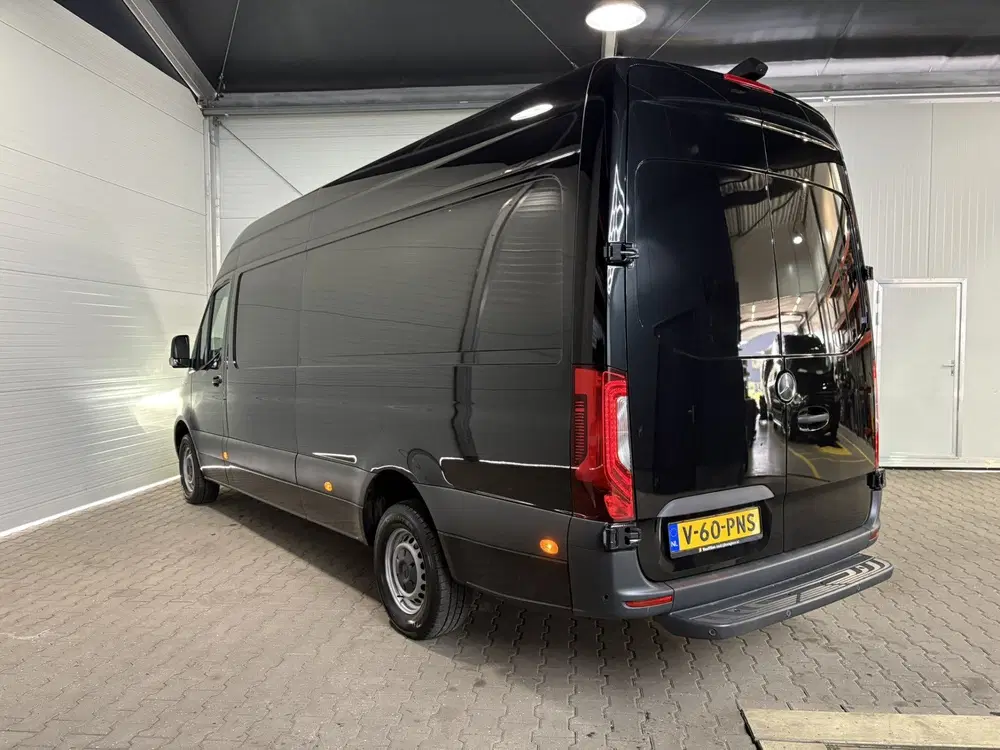 Mercedes-Benz Sprinter 319 1.9 CDI L3H2 RWD uit 2023, foto 7