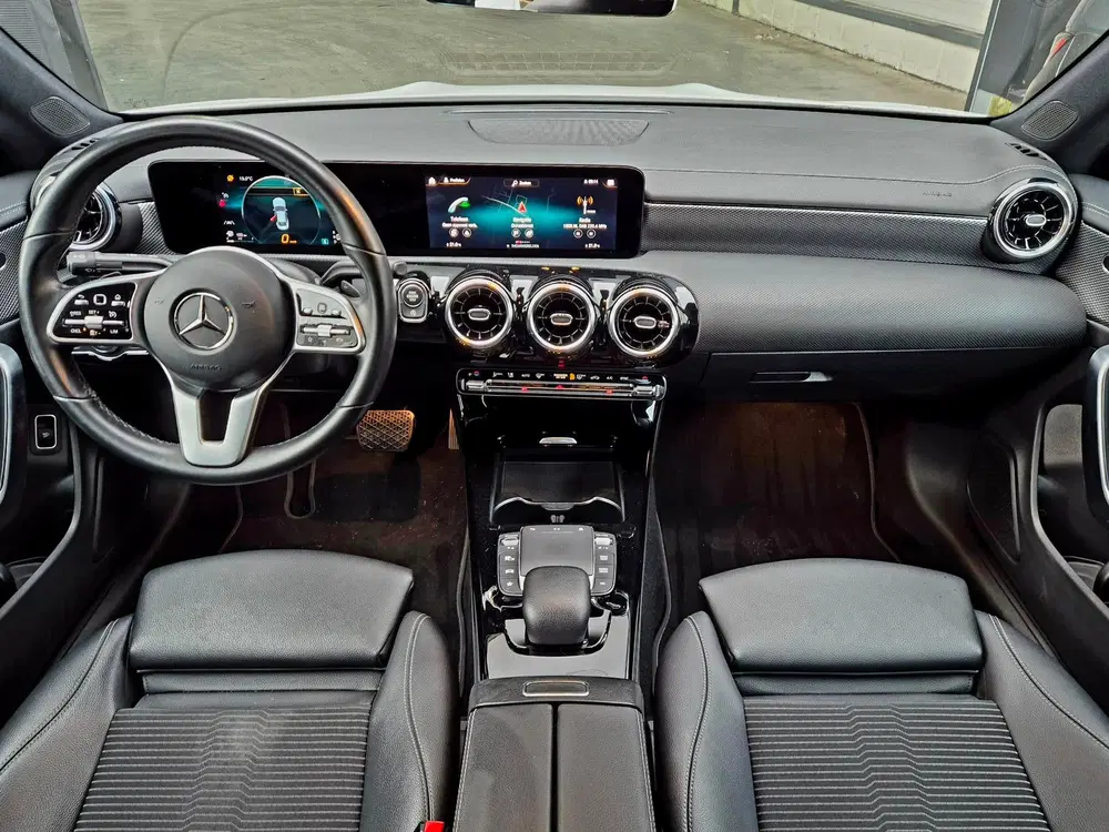 Mercedes-Benz CLA 180 Business Solution 136PK + OH hi uit 2021, foto 4