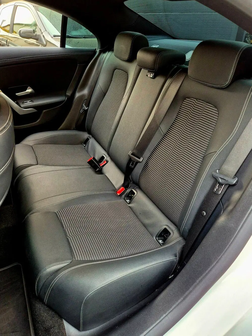 Mercedes-Benz CLA 180 Business Solution 136PK + OH hi uit 2021, foto 6