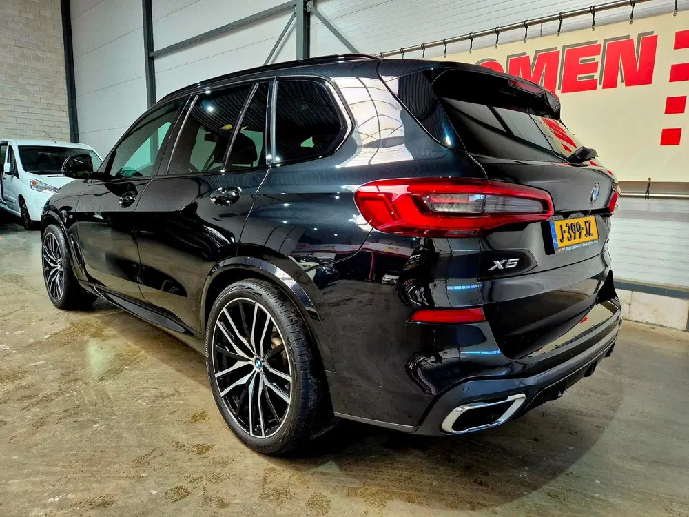 BMW X5 XDrive40i High Executive M-Sport + Panoram uit 2019, foto 9