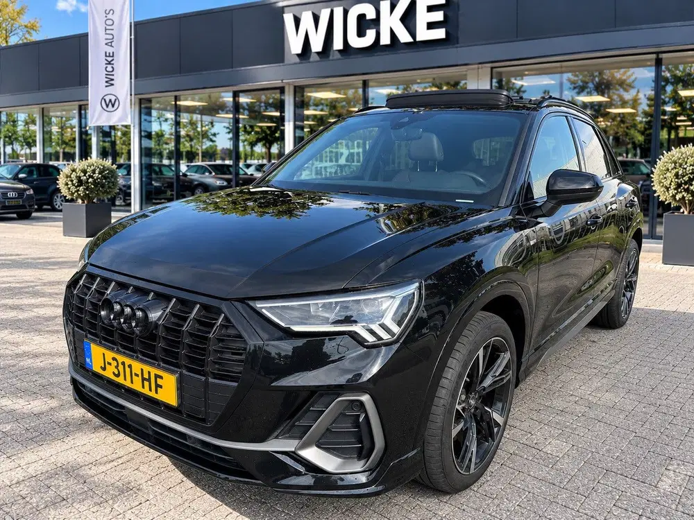 Audi Q3 35 TFSI 2X S Line Pano Matrix Camera Leder uit 2019, foto 2