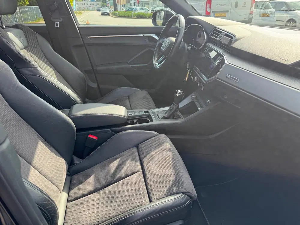 Audi Q3 35 TFSI 2X S Line Pano Matrix Camera Leder uit 2019, foto 7