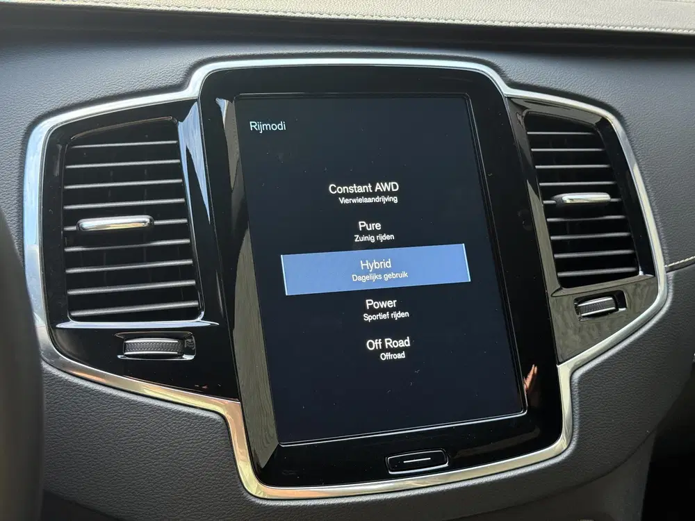 Volvo XC90 2.0 T8 Recharge AWD 445pk R-Design uit 2022, foto 13