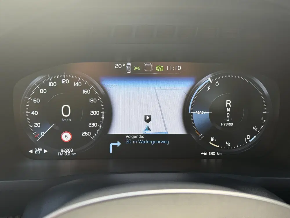 Volvo XC90 2.0 T8 Recharge AWD 445pk R-Design uit 2022, foto 4