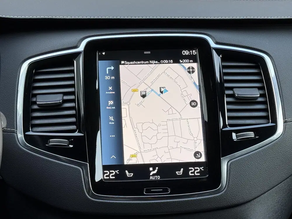 Volvo XC90 2.0 T8 Recharge AWD 445pk R-Design uit 2022, foto 5