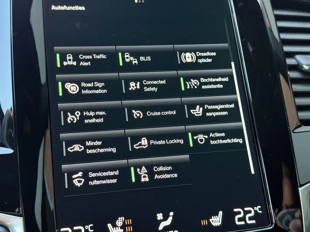 Volvo XC90 2.0 T8 Recharge AWD 445pk R-Design uit 2022, foto 8