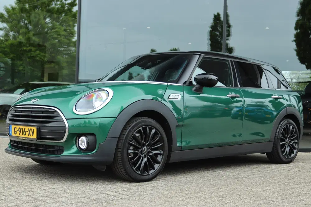 Mini Clubman MINI CLUBMAN 1.5 ONE D BUSINESS EDITION uit 2020