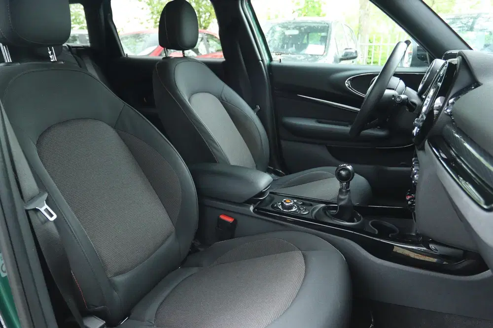 Mini Clubman MINI CLUBMAN 1.5 ONE D BUSINESS EDITION uit 2020, foto 4