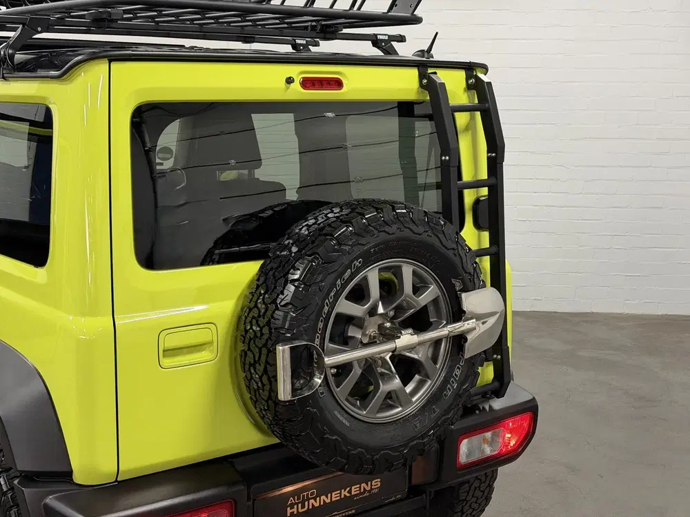Suzuki Jimny 1.5 Stijl 4 persoons uit 2019, foto 10