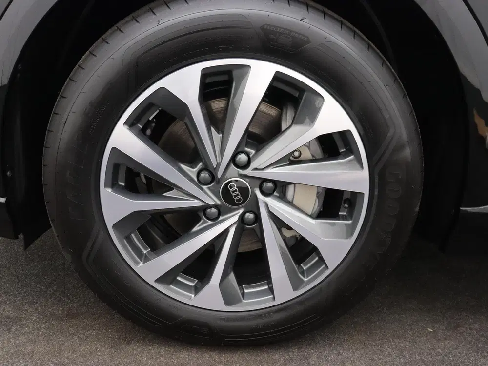 Audi Q6 e-tron Advanced edition performance 100 kWh 306 P uit 2026, foto 8