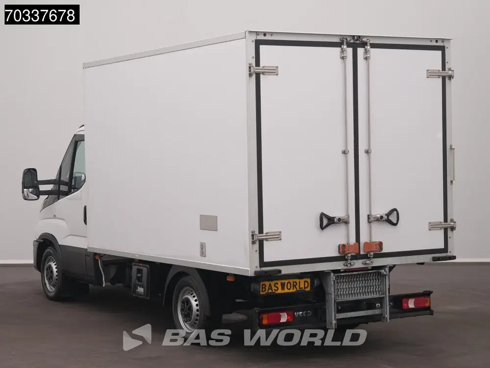 Iveco Daily Automaat Koel uit 2022, foto 6