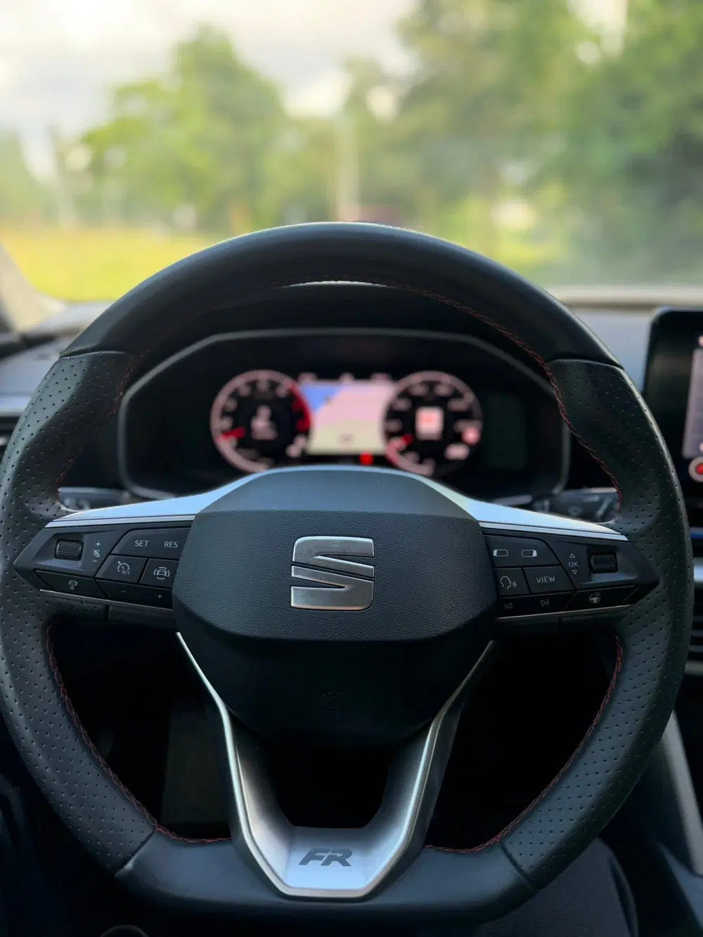 SEAT Leon Leon 1.0 EcoTSI FR Business Intense uit 2024, foto 10