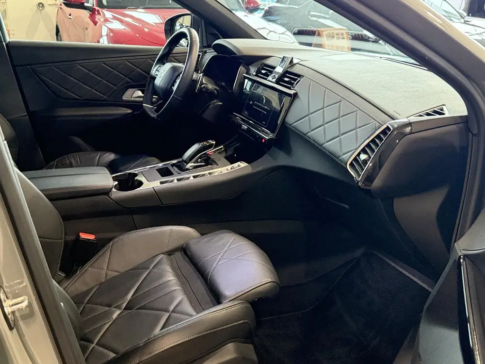 DS Automobiles DS 7 DS 7 E-Tense 300 4x4 Rivoli uit 2024, foto 10