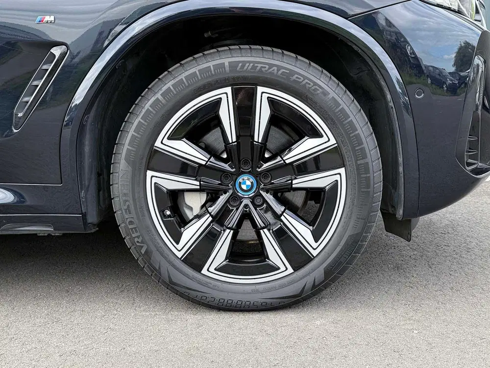 BMW iX3 Executive 80 kWh M Sport [SOH 98 uit 2022, foto 4