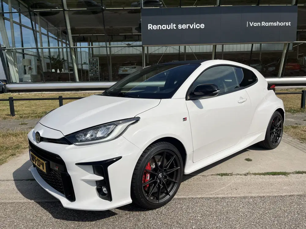 Toyota Yaris 1.6 GR Performance 262PK uit 2022