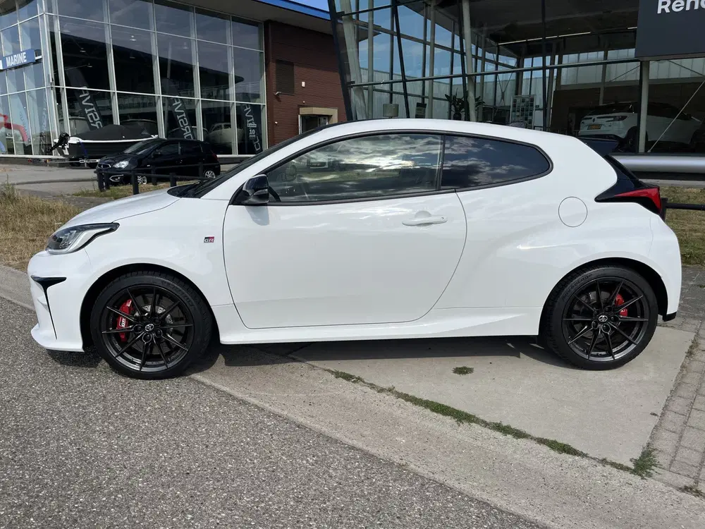 Toyota Yaris 1.6 GR Performance 262PK uit 2022, foto 7