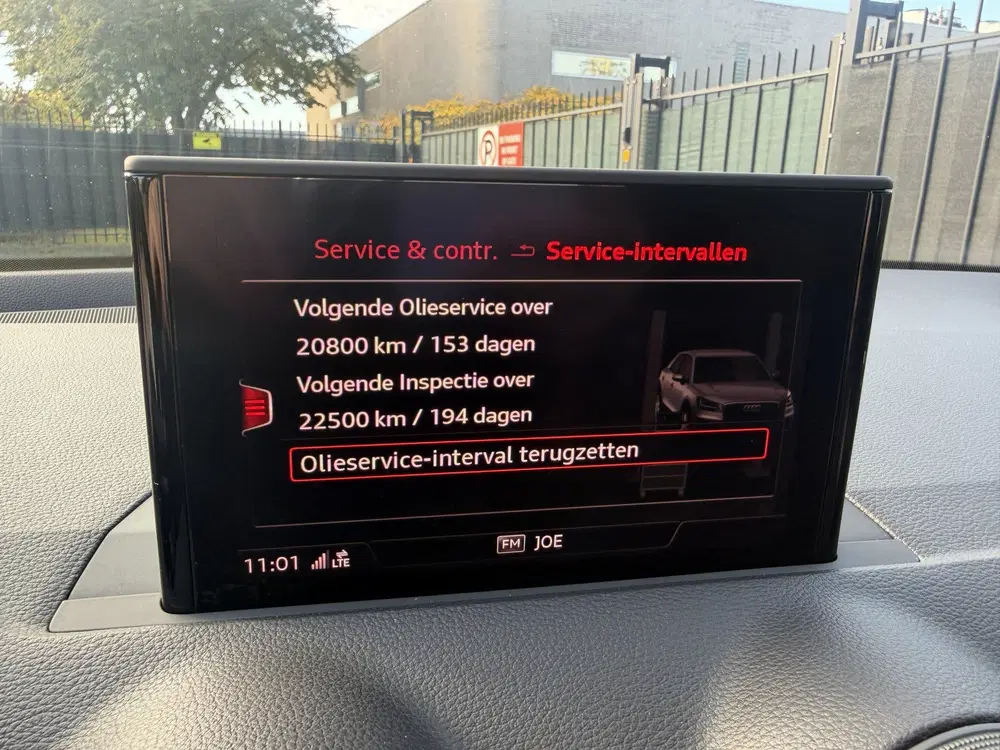 Audi Q2 35 TFSI CoD Sport S line Edition LED uit 2019, foto 11