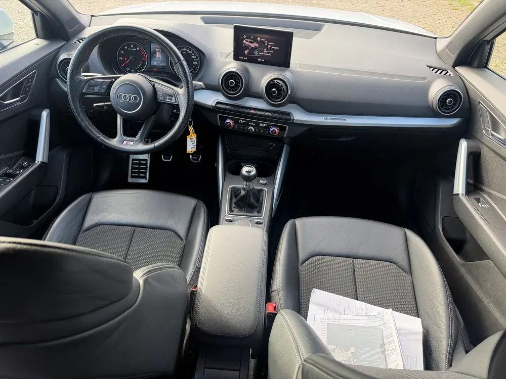 Audi Q2 35 TFSI CoD Sport S line Edition LED uit 2019, foto 13