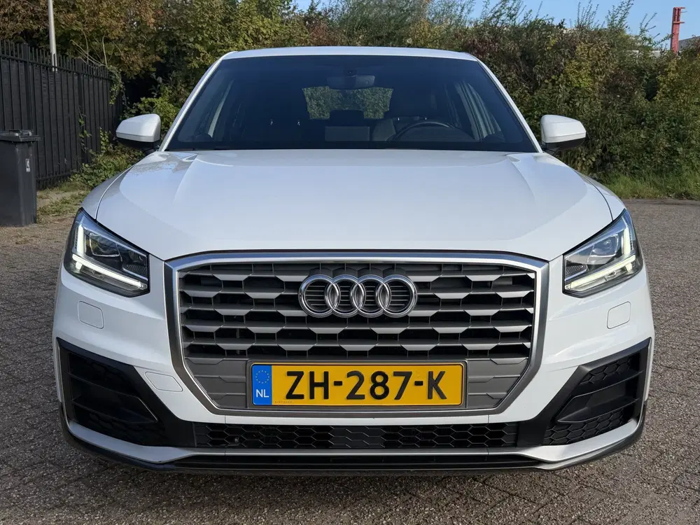 Audi Q2 35 TFSI CoD Sport S line Edition LED uit 2019, foto 4
