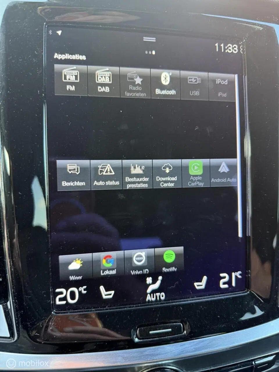 Volvo V60 2.0 T6 Plug-in hybrid AWD Plus Dark LONG R uit 2022, foto 11